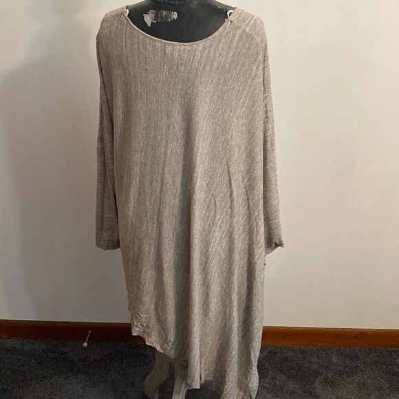 Gibson & Latimer 1 shoulder asymmetrical poncho, size 3X - Picture 2 of 5